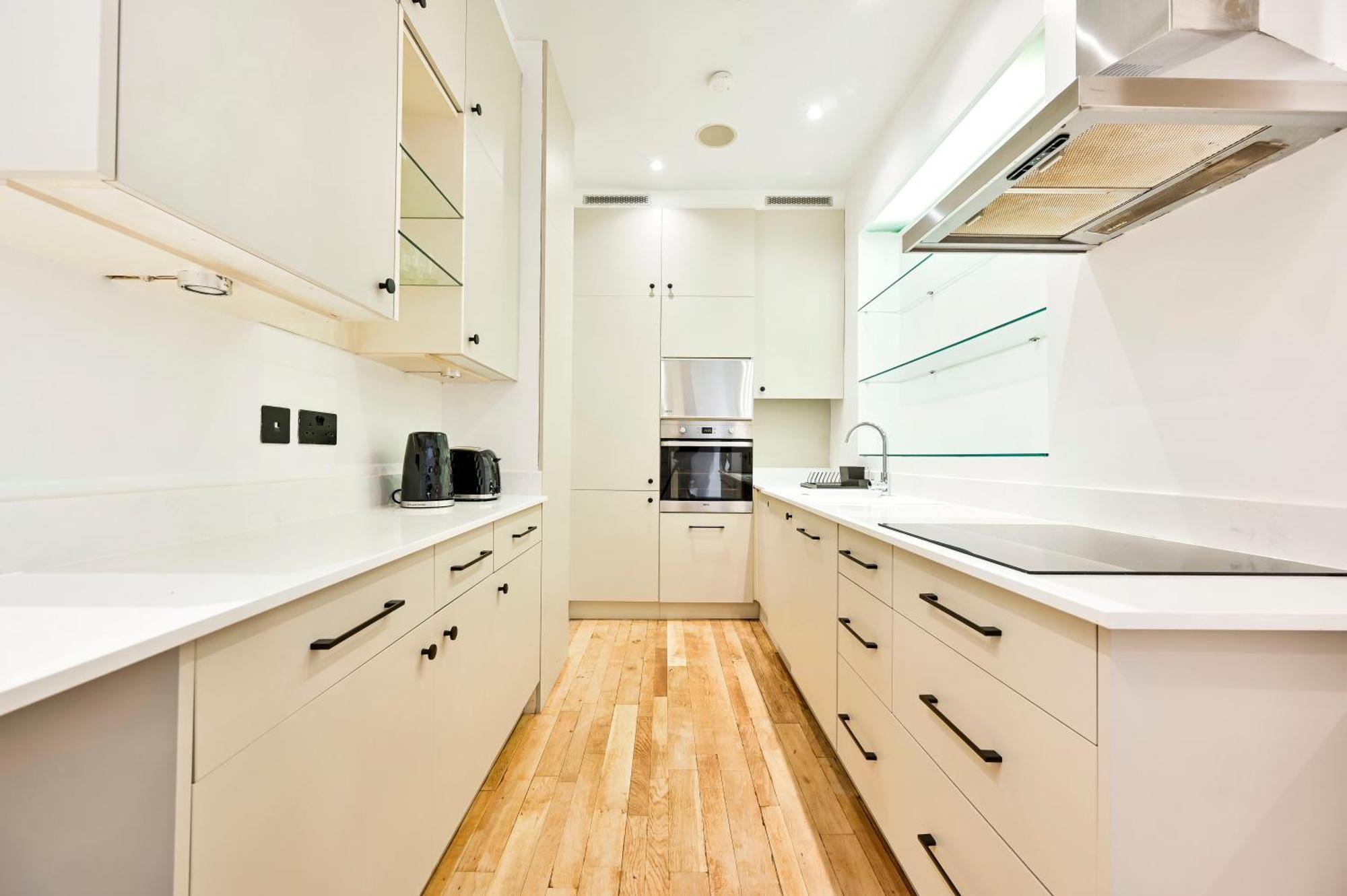Amazing 3 Bed Apartment Great Portland Street ロンドン エクステリア 写真