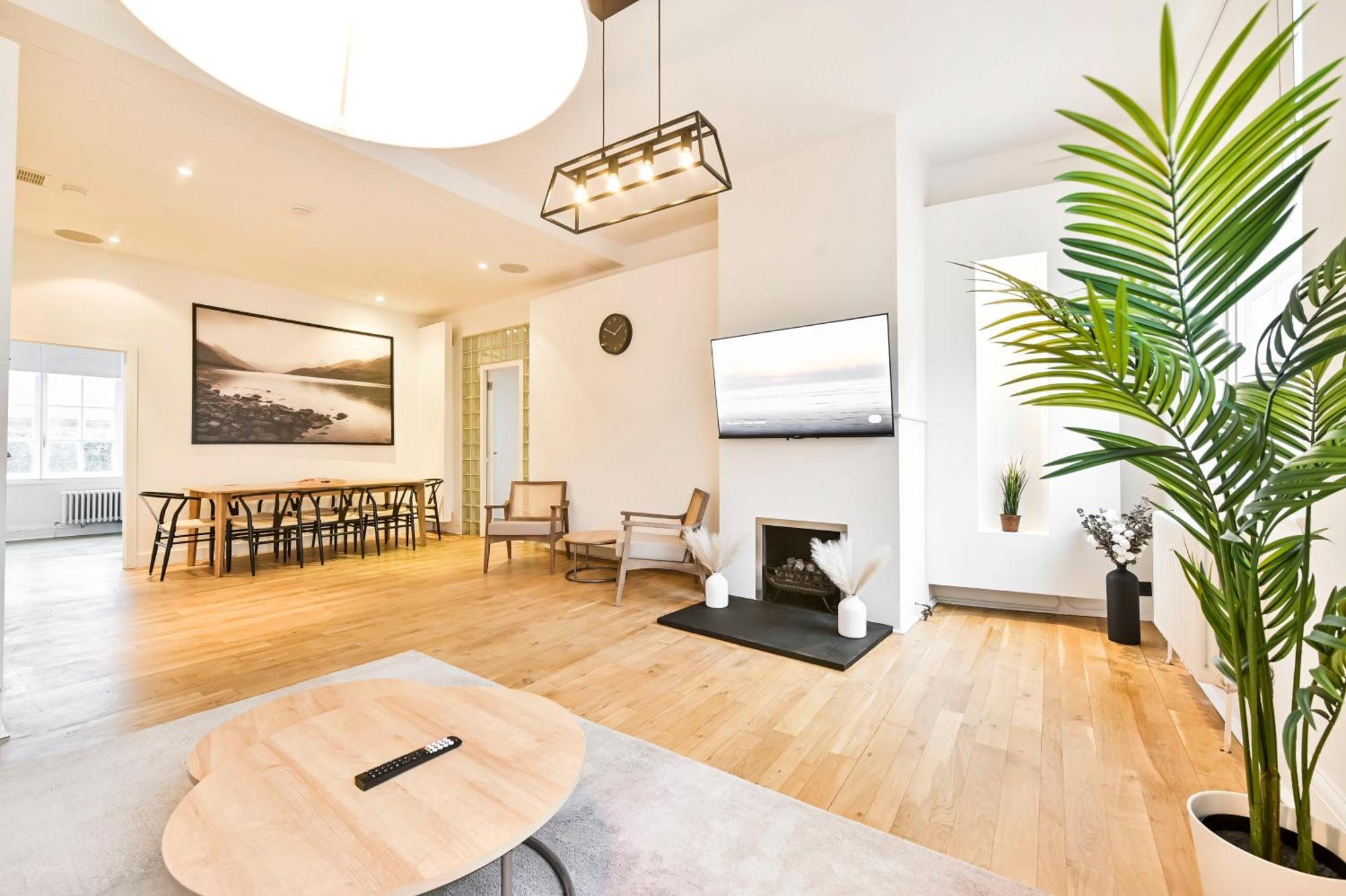 Amazing 3 Bed Apartment Great Portland Street ロンドン エクステリア 写真
