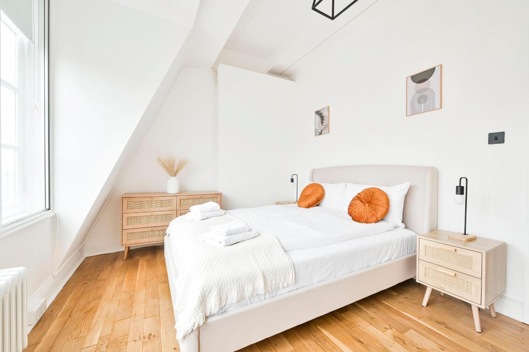 Amazing 3 Bed Apartment Great Portland Street ロンドン エクステリア 写真