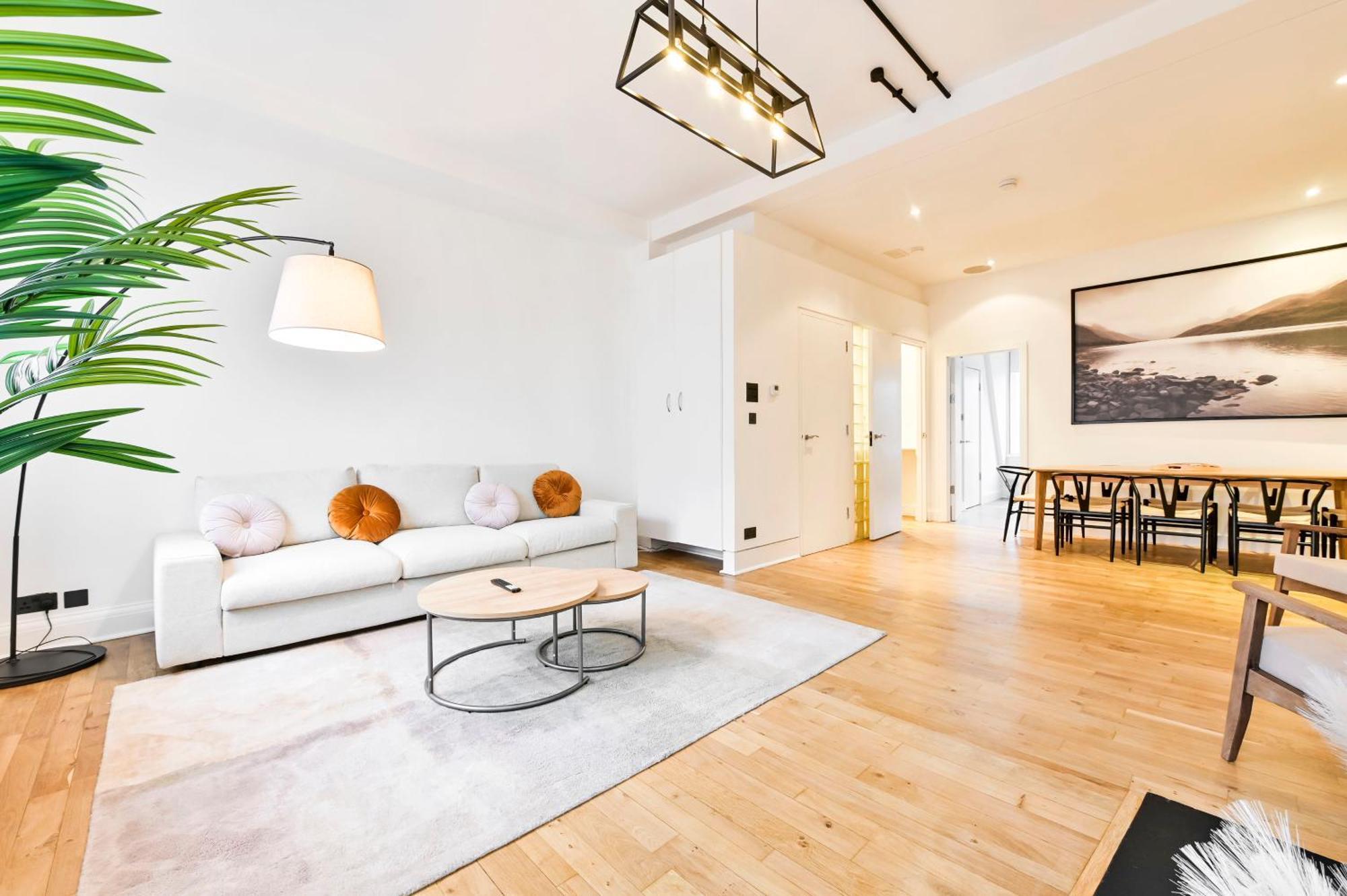 Amazing 3 Bed Apartment Great Portland Street ロンドン エクステリア 写真